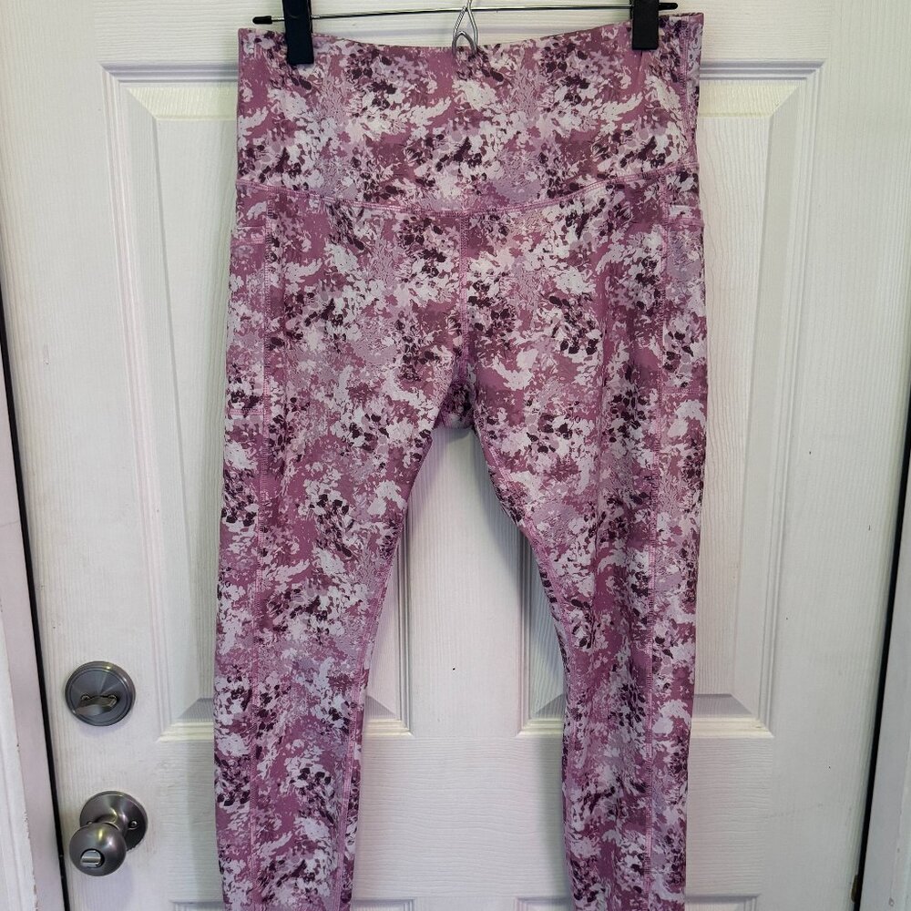 Purple Floral Camo LegEnd Yoga Leggings Size XL